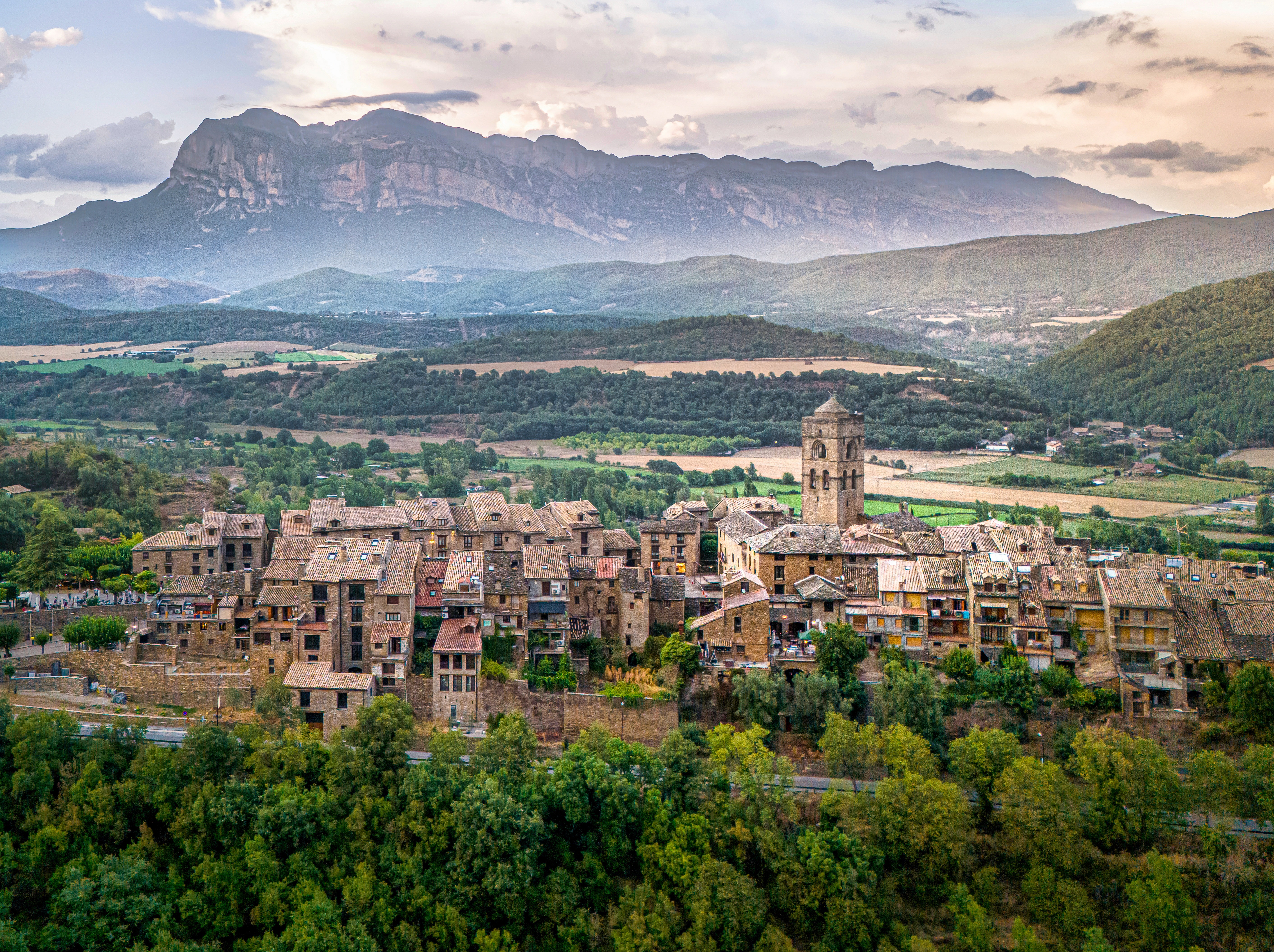 Aínsa, Sobrarbe, Aragonese Pyrenees